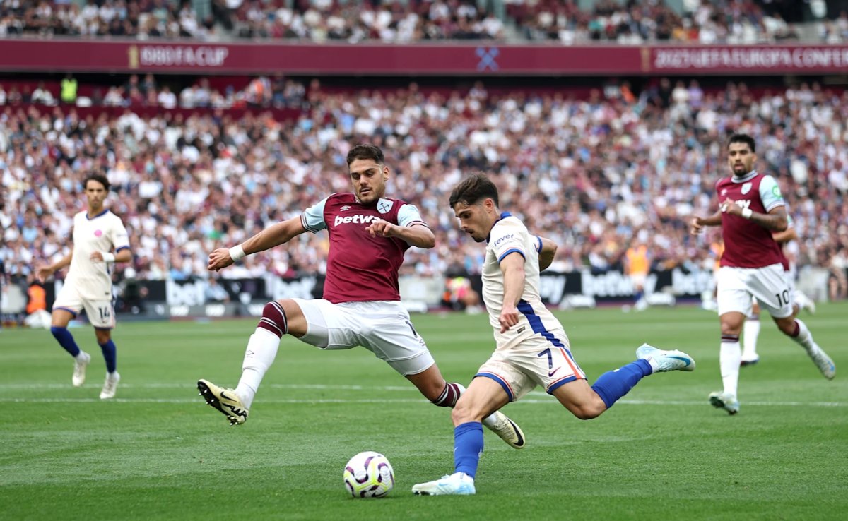 Soi kèo Chelsea vs West Ham ngày 01/02 | Ngoại hạng Anh 2 Chelsea được dự báo sẽ đánh bại West Ham