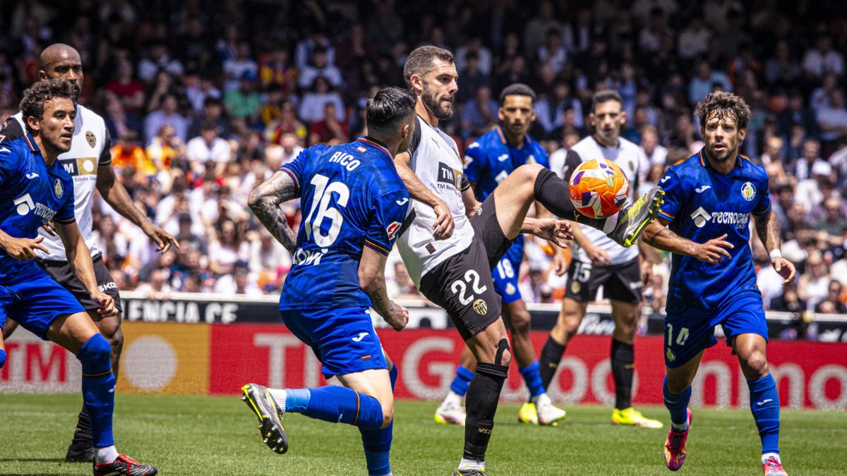 Soi kèo Getafe vs Valencia ngày 18/01 | La Liga 2 Getafe quyết chiến với Valencia