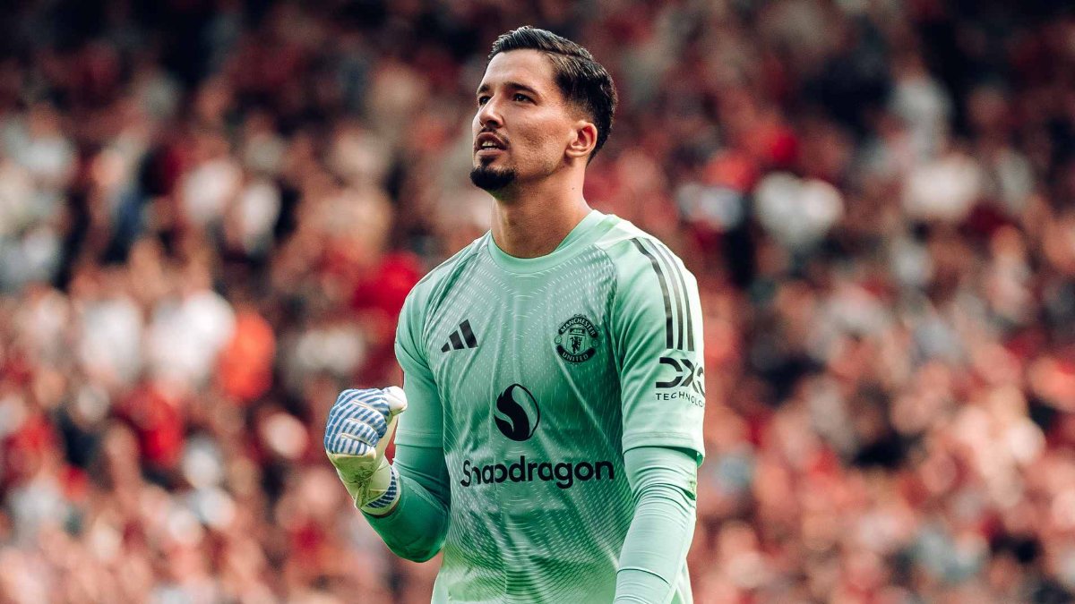 Man Utd thanh lý thành công Altay Bayindir 1 Altay Bayindir sắp rời khỏi Man Utd