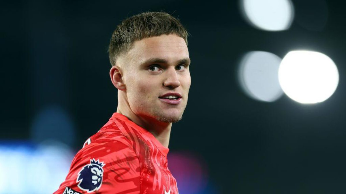 Bart Verbruggen vào tầm ngắm của Tottenham và Chelsea 1 Verbruggen được nhiều ông lớn Ngoại hạng Anh quan tâm