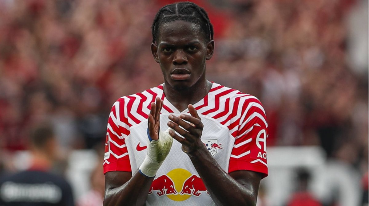 Arsenal tự tin chiêu mộ ngôi sao Castello Lukeba 1 Pháo thủ muốn ký hợp đồng với Lukeba