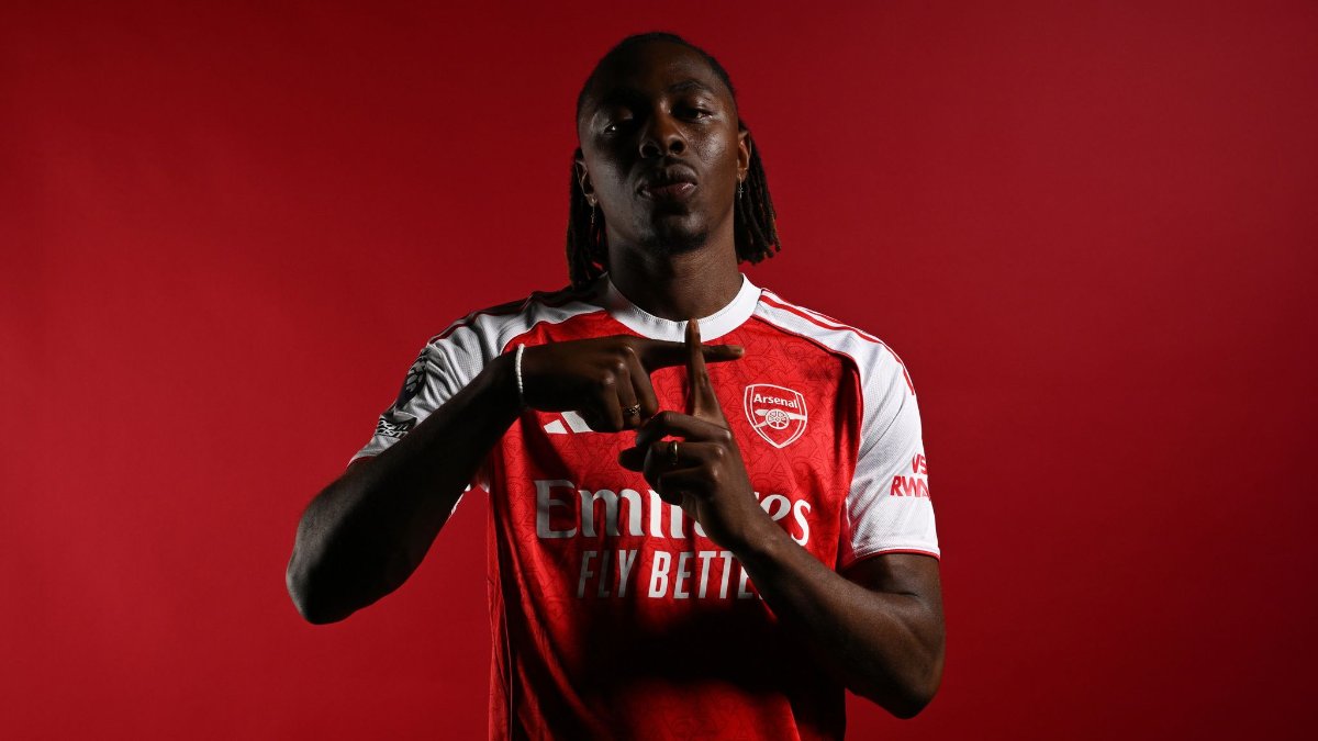 Arsenal xem xét bán Eberechi Eze? 1 Eze đang có phong độ tệ
