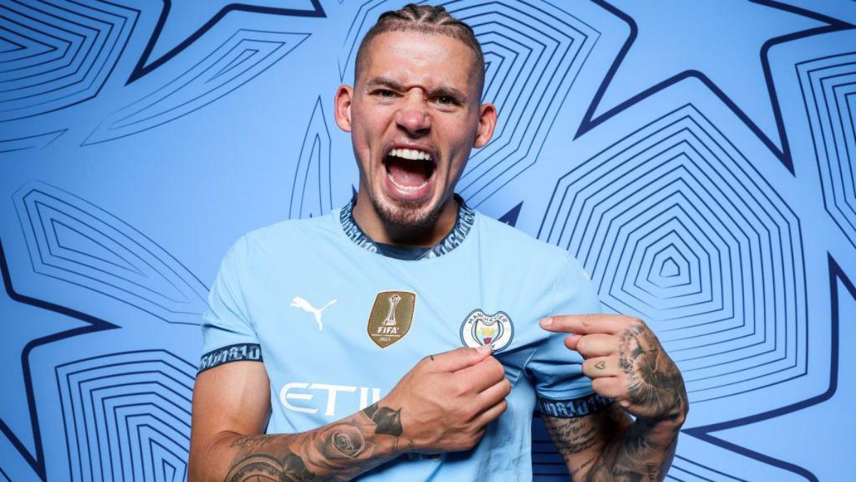 Kalvin không đáp ứng yêu cầu chiến thuật của Pep Guardiola