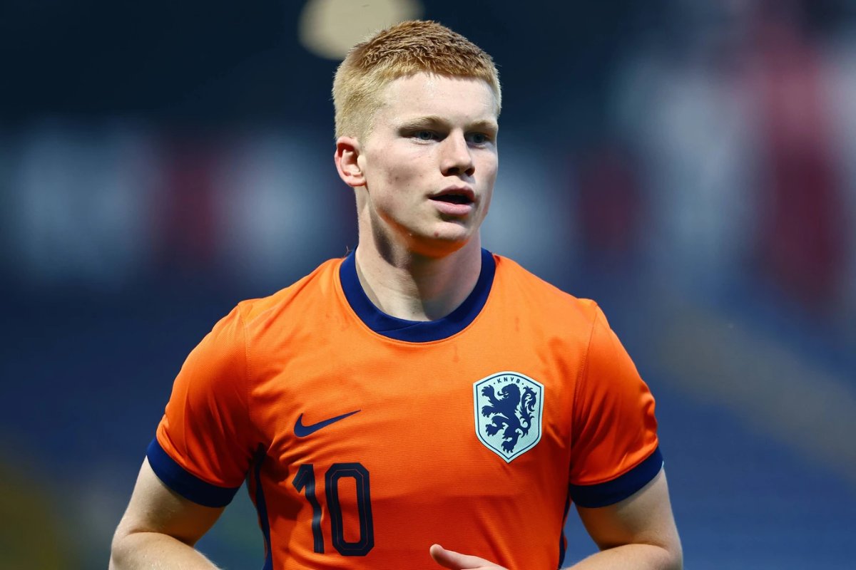 Real Madrid và Liverpool đại chiến vì Kees Smit 1 Kees Smit là tài năng trẻ hàng đầu châu Âu