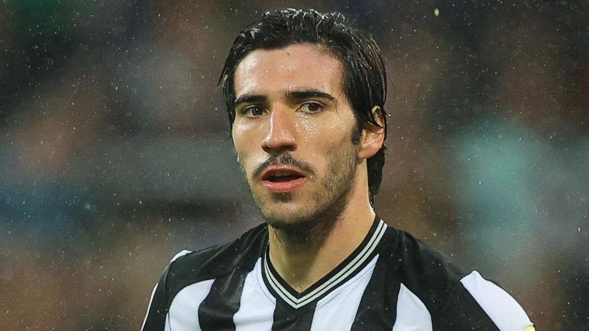 Newcastle chưa muốn bán Tonali