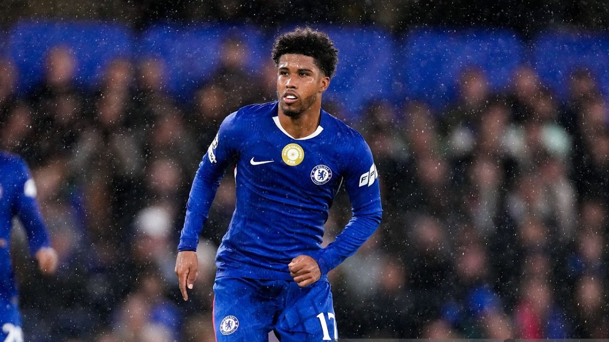 Man Utd muốn cướp Andrey Santos từ Chelsea 3 Santos đang là trụ cột của Chelsea