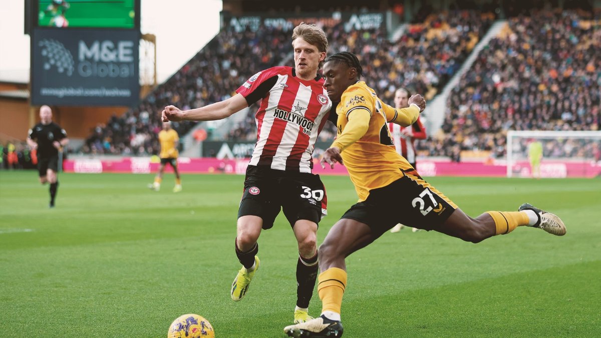 Soi kèo Brentford vs Wolves ngày 17/03 | Ngoại hạng Anh 2 Brentford sẽ áp đảo Wolves