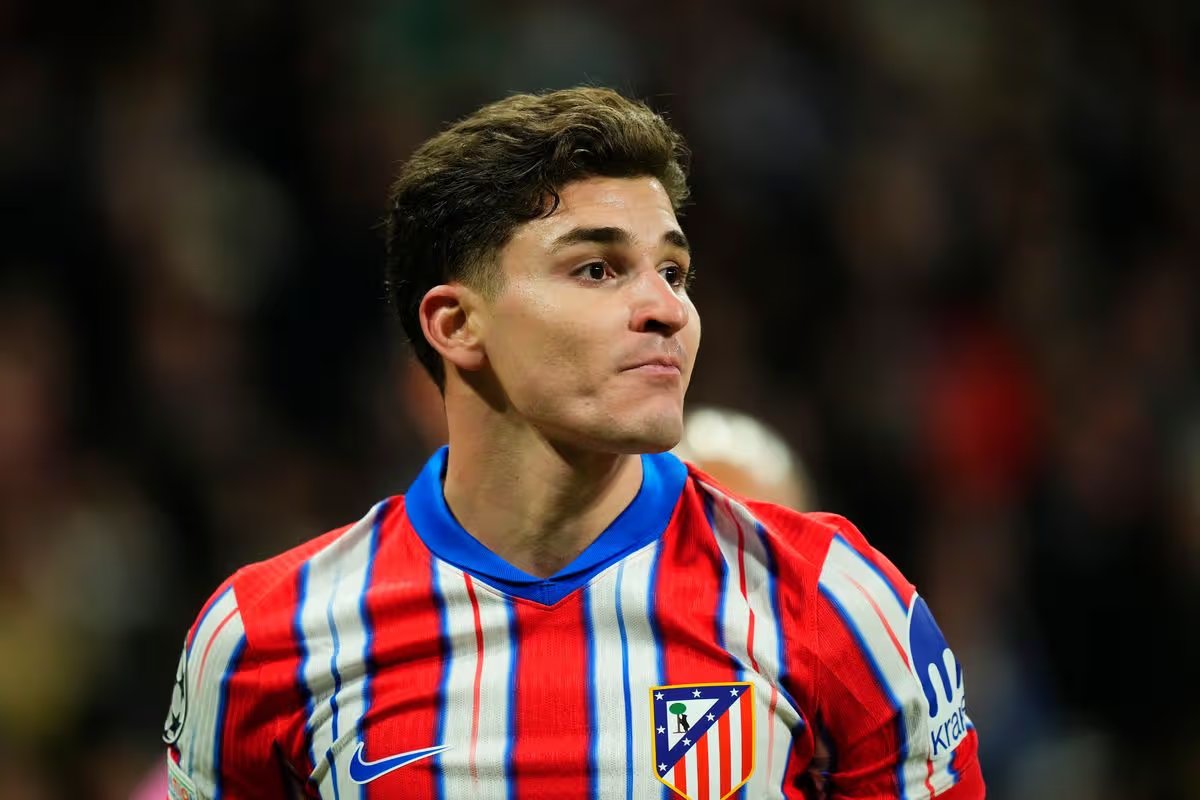 Arsenal và Chelsea được bật đèn xanh mua Julian Alvarez 3 Giá trị của Alvarez đã tăng mạnh