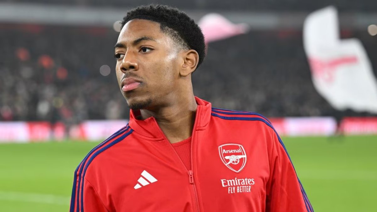 Lewis Skelly lọt tầm ngắm của Real Madrid 2 Skelly chưa có chỗ đứng tại Arsenal