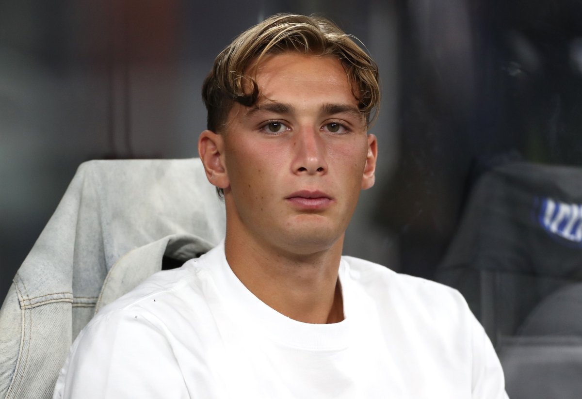 MU quyết mua bằng được Pio Esposito 3 Esposito cũng được Arsenal quan tâm