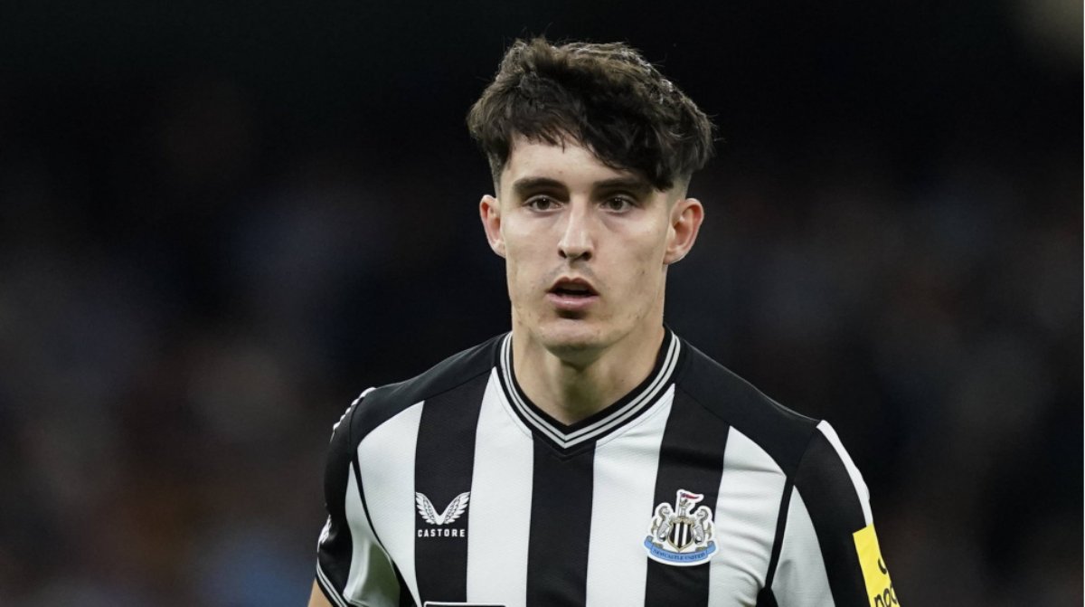 Newcastle xem xét bán Tino Livramento 1 Newcastle cân nhắc để Livramento ra đi
