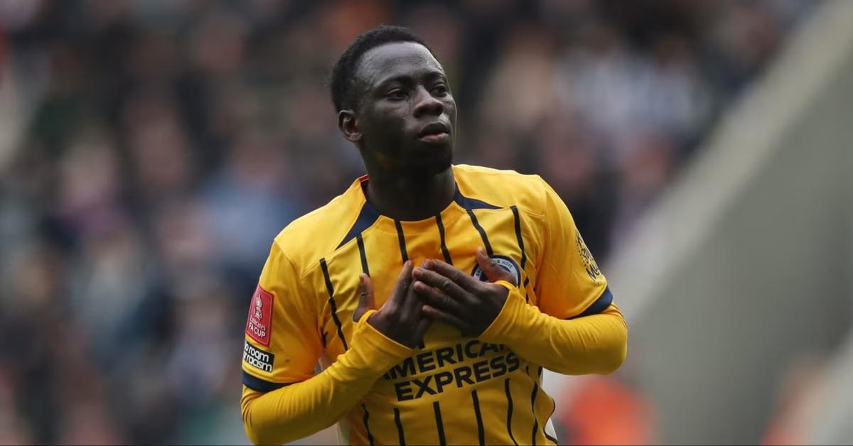 Liverpool chọn Yankuba Minteh thay thế Salah 2 Minteh được xem là phương án số 1 thay thế Salah